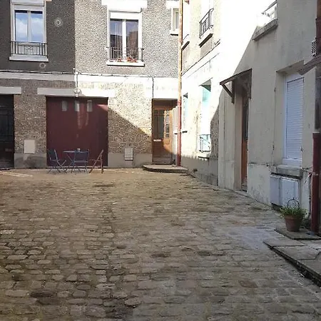2 Pièces - Centre Ville - Proche Toutes Commodités Apartamento